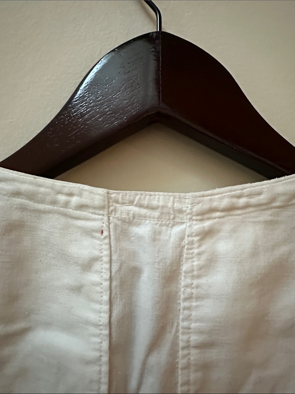 Upcycled White Summer Vest - Picture 5 of 7
